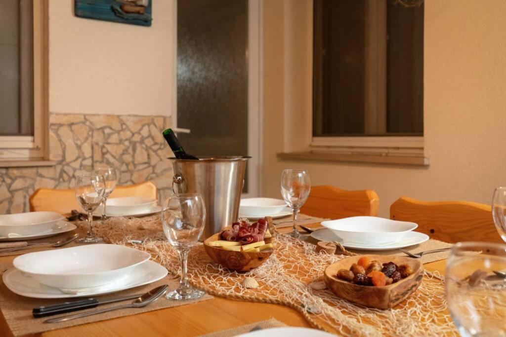 Villa Lipovac Trogir Eksteriør billede